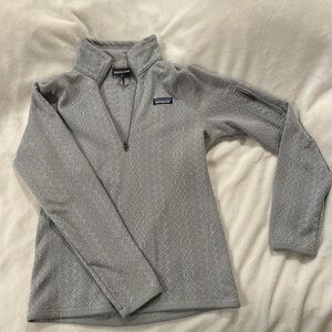 Patagonia grey patterned 1/4 zip fleece